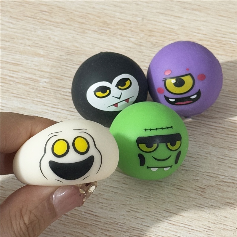 Needoh Spooky Squishkins Mini  - Monstera Adansonii recensione e prezzo